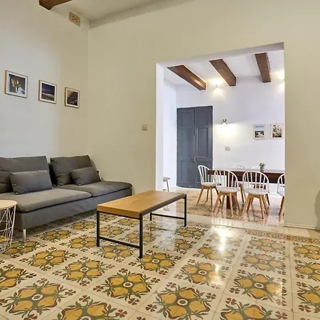 Appartement 3-bedroom - 3min To Seafront - High Speed Wifi *