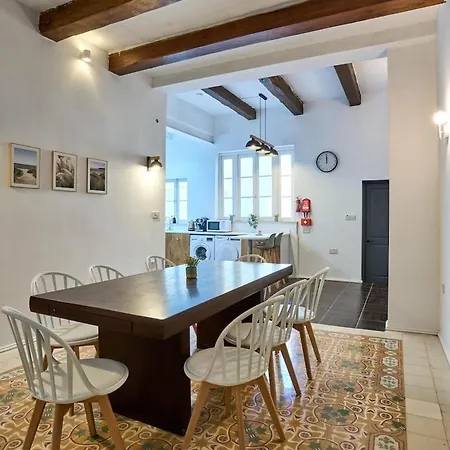 3-bedroom - 3min To Seafront - High Speed Wifi * Sliema