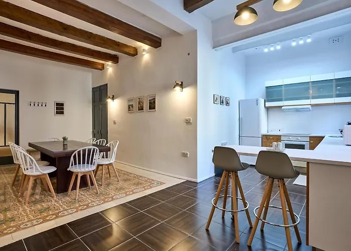 Daire 3-bedroom - 3min To Seafront - High Speed Wifi