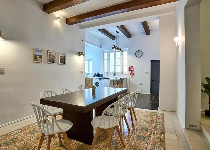 3-bedroom - 3min To Seafront - High Speed Wifi * Sliema