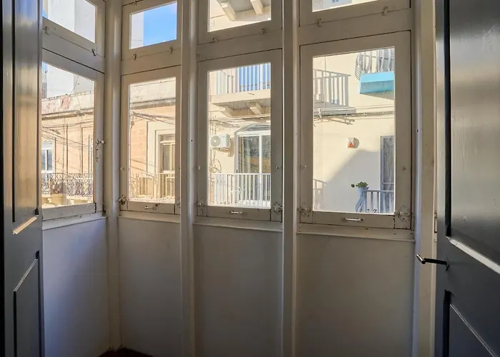 Daire 3-bedroom - 3min To Seafront - High Speed Wifi