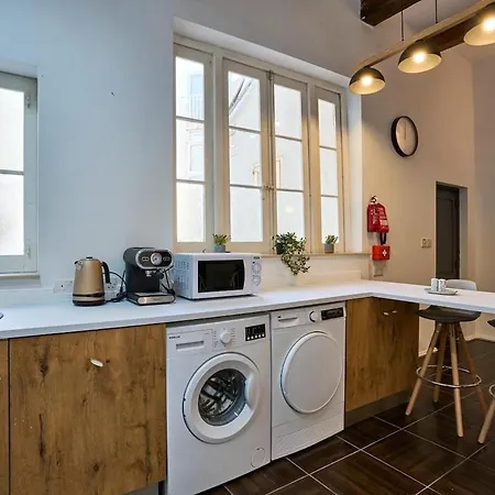 3-bedroom - 3min To Seafront - High Speed Wifi *