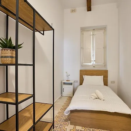 3-bedroom - 3min To Seafront - High Speed Wifi * Sliema